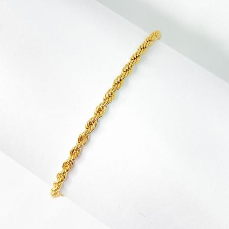 Pulseira cordão trançado dourada moderna - Filó Modas Imagem de Pulseira cordão trançado dourada moderna