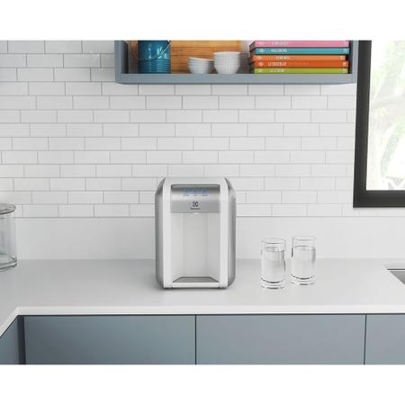 Imagem de Purificador de Água Electrolux Painel Touch Branco PE11B - Bivolt