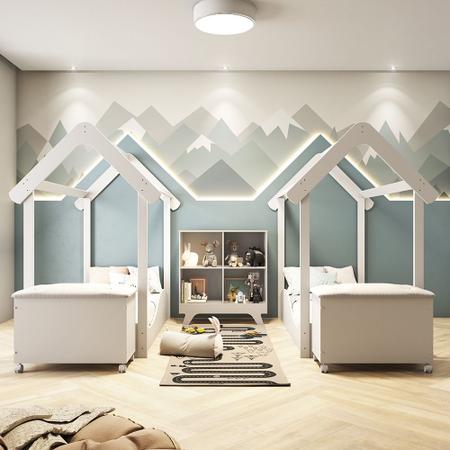 Imagem de Quarto Infantil com 2 Minicamas Montessorianas Estante Retrô e 2 Baús com Tampo Móveis Peroba Branco