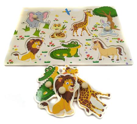 Brinquedos educativos GKPLY com 4 pacotes de quebra-cabeças e 1 mochila de  cordão Montessori quebra-cabeças de madeira para crianças de 3 a 5  anos(Animal) : : Brinquedos e Jogos