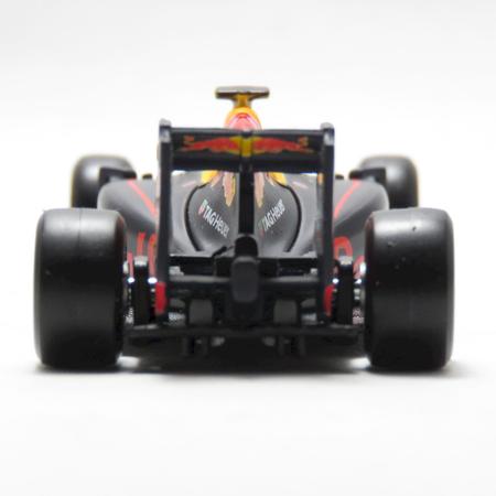 Red Bull Tag Heuer RB12 Daniel Ricciardo 3 Formula 1 2016