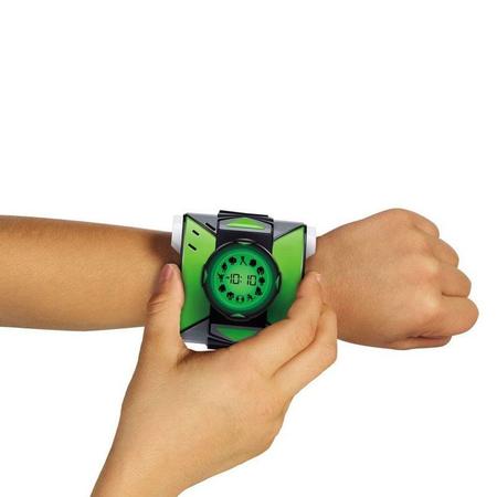 Ben 10 Relogio - Omnitrix Omni-Strike 10 Aliens Com Luz E Som Sunny -  Relógio Masculino - Magazine Luiza