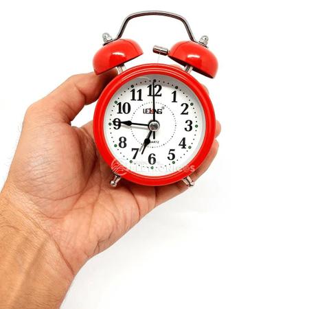 Relogio De Mesa Despertador De Corda Mecanico Alarme Potente LE8102VM Lelong Relogio Despertador de Mesa Magazine Luiza