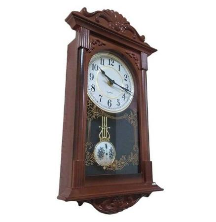 Imagem de Relógio de parede tipo madeira com pêndulo retrô 22x41cm