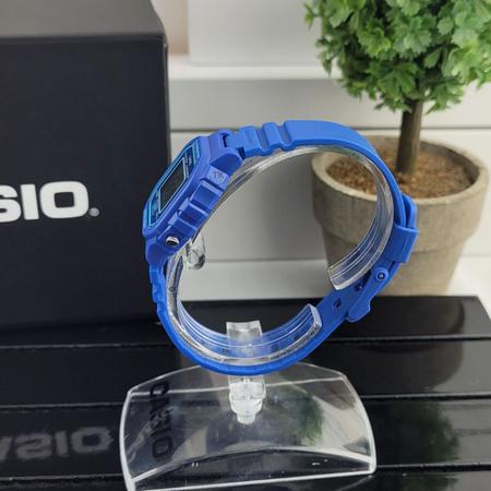 Imagem de Relógio de Pulso Casio Infantil Digital Standard Azul Pequeno Alarme Luz Led Original LA-20WH-2ADF