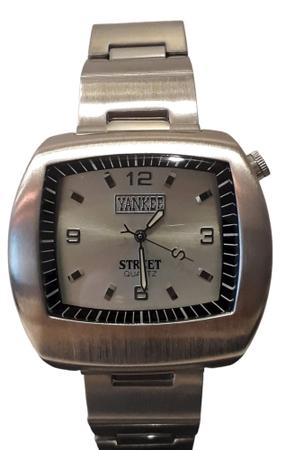 Yankee street watch clearance