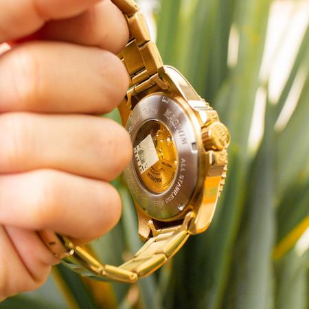 Relógio Magnum Masculino - Dourado - Loja Arlicenter - Compre Online e  Receba em Casa