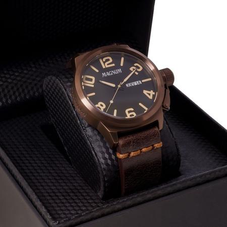 Relógio Magnum Analógico Bronze Masculino Couro Marom MA33399R