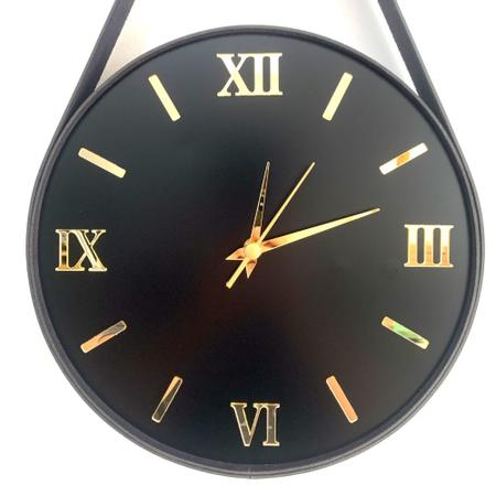Imagem de Relógio Parede Adnet 30cm (Silencioso) Preto, Alças Couro Preto, Algarismos Romanos Dourados.