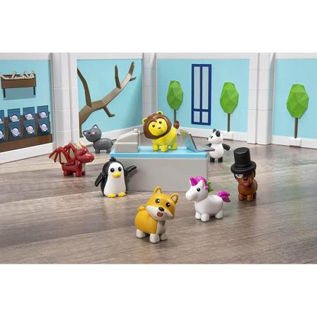 Roblox Playset Adopt Me Loja de Pets - Sunny 2216 - Playsets - Magazine  Luiza