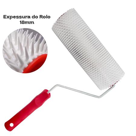 Imagem de Rolo Fura Bolha 18mm c/cabo 23cm Compel