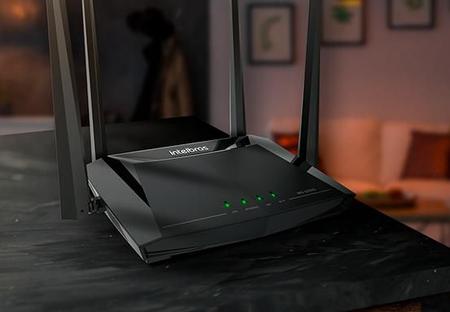 Imagem de Roteador Wifi 5 Repetidor Wireless Intelbras Wi-Force W5-1200G Dual Band AC1200 Gigabit Plano Acima 100 Mega Cobertura Até 120m²