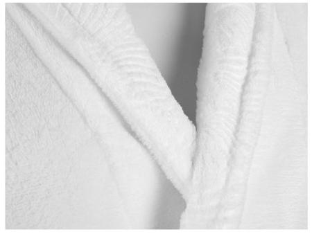 Imagem de Roupão de Inverno de Microfibra Atlântica Sofisticata Premium Gola Estampada Branco