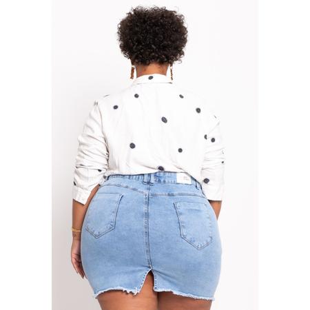 Imagem de  Saia Jeans Plus Size Curta Clara Com Fenda 