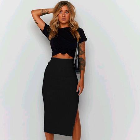Saia preta on sale tubinho