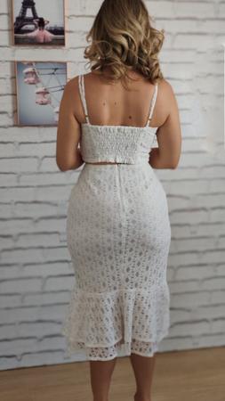 Saia de renda branca midi 2025