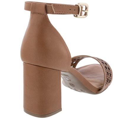Sandalia bebece best sale salto grosso caramelo