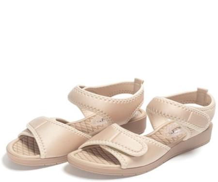 Sandália Piccadilly 685008 Verniz cobra com Velcro