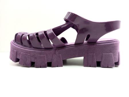 Sandália Tratorada Fechada Flat Confort Giovana Feminino Adulto Ref 1619 Imagem de Sandália Tratorada Fechada Flat Confort Giovana Feminino Adulto Ref 1619