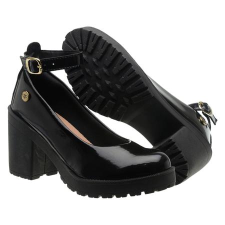 Scarpin preto com tira no tornozelo 2025
