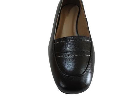 Imagem de Sapato couro com detalhe costura branca peito, salto 2,5 cms, cores preto ou marinho ou café