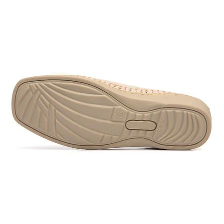 Sapato Feminino linha conforto Mager cor Marfim - Calçados Femininos -  Magazine Luiza