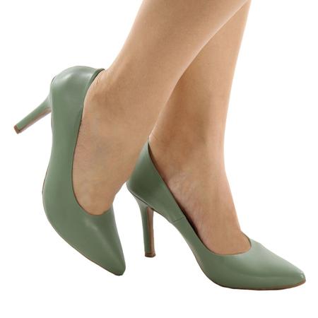 Sapato Feminino Scarpin Salto Fino Alto Napa Verde Esmeralda - GV Imagem de Sapato Feminino Scarpin Salto Fino Alto Napa Verde Esmeralda