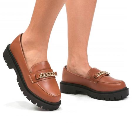 Sapato mocassim tratorado corrente - M&E Imagem de Sapato mocassim tratorado corrente