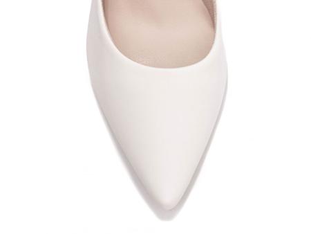 Imagem de Sapato Scarpin Salto Alto Grosso Bico Fino 9cm Off White Branco Torricella