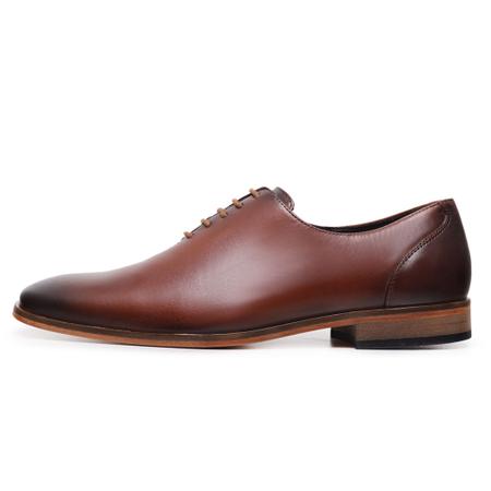 Sapato wholecut sales