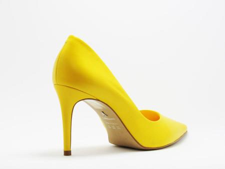 Scarpin amarelo store salto medio