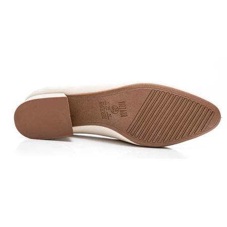 Scarpin Bico Redondo Salto Grosso Vizzano 1346.100 Pelica Imagem de Scarpin Bico Redondo Salto Grosso Vizzano 1346.100 Pelica