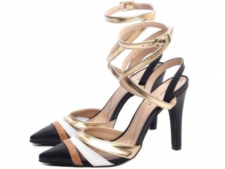 Imagem de Scarpin Slingback Preto Salto Alto