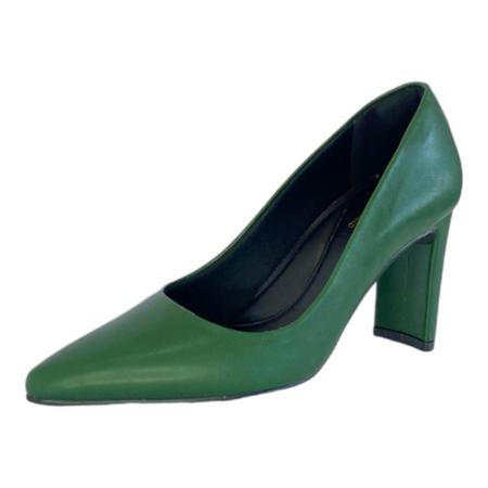 Scarpin verde aspargo salto grosso bico fino lasenna ref 431 001a