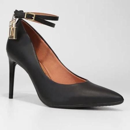 Scarpin Vizzano Salto Alto 1344.114 Detalhe Cadeado Scarpin