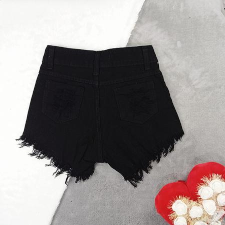 Shorts preto best sale cintura alta rasgado