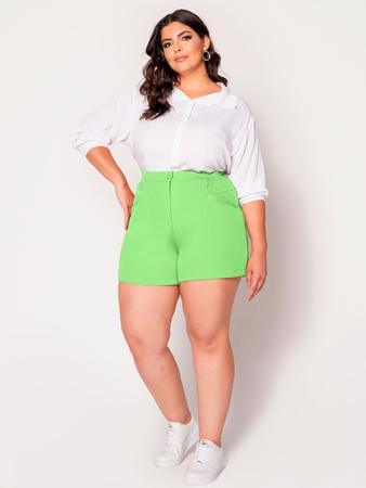 Shorts Plus Size Com Detalhe No Bolso Confortável E Leve - PLUMP