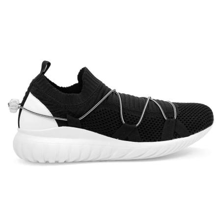Sneaker Lança Perfume Atacador Redondo Imagem de Sneaker Lança Perfume Atacador Redondo