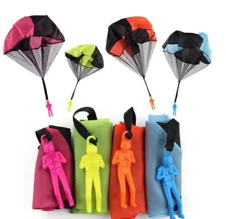 Imagem de Soldado Paraquedista Para Quedas Brinquedo Boneco Rosa
