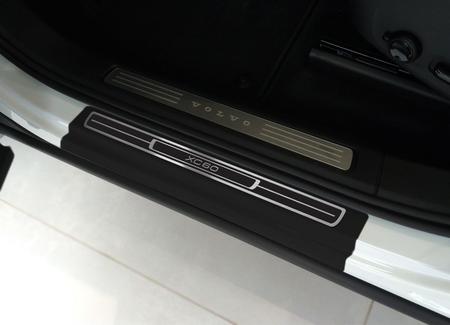 Imagem de Soleiras de Portas Em Aço Inox Preto Volvo XC60 2018 A 2020