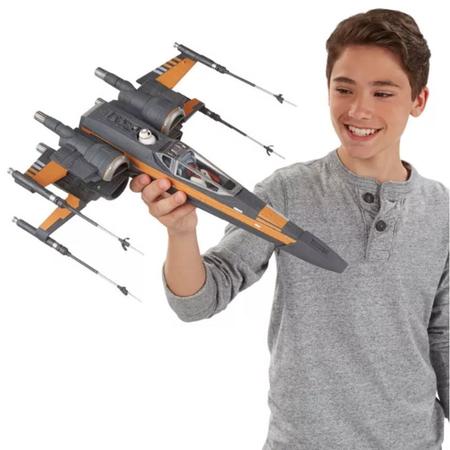 Imagem de Star Wars EPVII Veículo Class III Onda  X-Wing Fighter Poe - B3953 - Hasbro