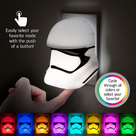 Imagem de Star Wars Stormtrooper LED Night Light, Color Changing, Collector's Edition, Dusk-to-Dawn Sensor, Plug-in, Disney, Galaxy, Ideal for Bedroom, Bathroom, Nursery, Hallway, 43067