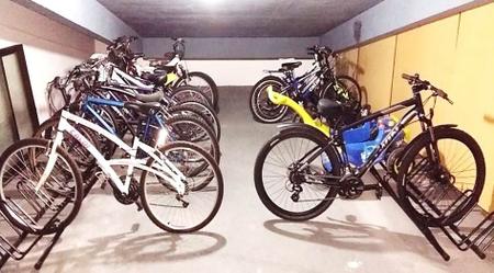 Imagem de Suporte de Chão em Aço para 3 Bicicletas