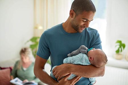 Suporte de chupeta com pelúcia removível, seguro e macio para bebês, 0m+ - Philips AVENT Imagem de Suporte de chupeta com pelúcia removível, seguro e macio para bebês, 0m+