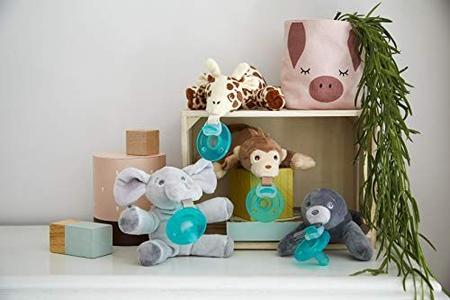 Suporte de chupeta com pelúcia removível, seguro e macio para bebês, 0m+ - Philips AVENT Imagem de Suporte de chupeta com pelúcia removível, seguro e macio para bebês, 0m+