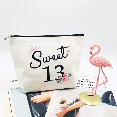 Imagem de Sweet 13 Gifts for Girls 13th Birthday Gifts Ideas Best Friend Daughter Funny 13 Year Old Girls Sweet Thirteen Gifts for Teen Girls Cute Makeup Bag Celebrate Turning Thirteen