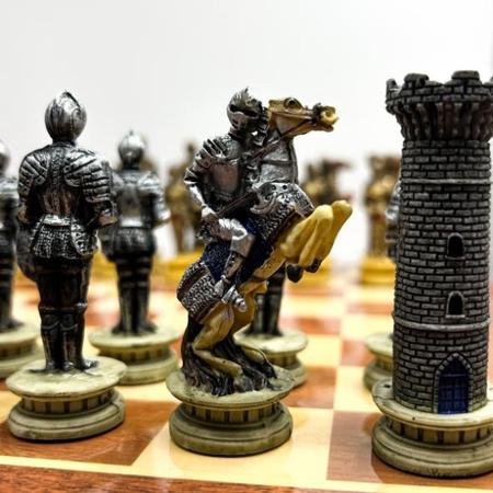 Jogo Xadrez Luxo Tabuleiro Dobrável peças ferro Medieval – Chaplin