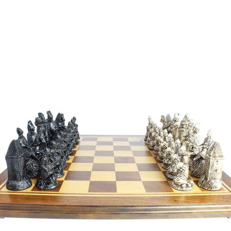 Além do xadrez: conheça 5 jogos de tabuleiros populares na Idade Média -  Revista Galileu