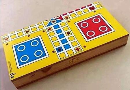 Jogo Ludo Oficial 2 Dados Estojo Tabuleiro C/ Leque E Coroa