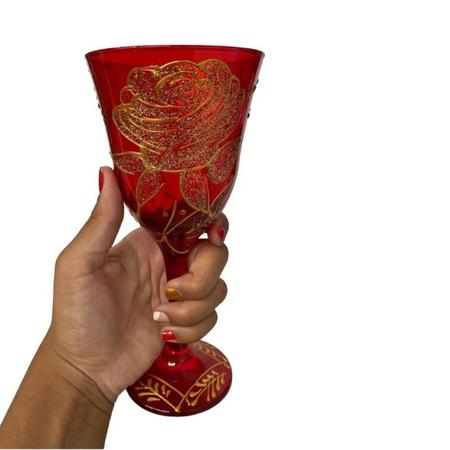 Taça Lírio Cigana Pomba Gira Rosa Vermelha Luxo Vidro 330Ml - Meta Atacado Imagem de Taça Lírio Cigana Pomba Gira Rosa Vermelha Luxo Vidro 330Ml